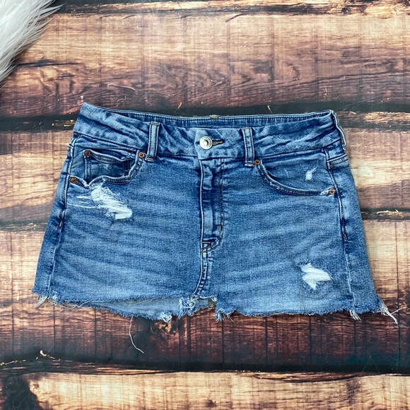 RELISTED American Eagle Denim Skirt Curvy High Rise Mini